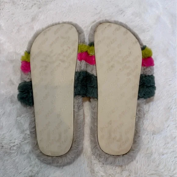aerie size 8 fuzzy open toe slippers - Picture 5 of 5